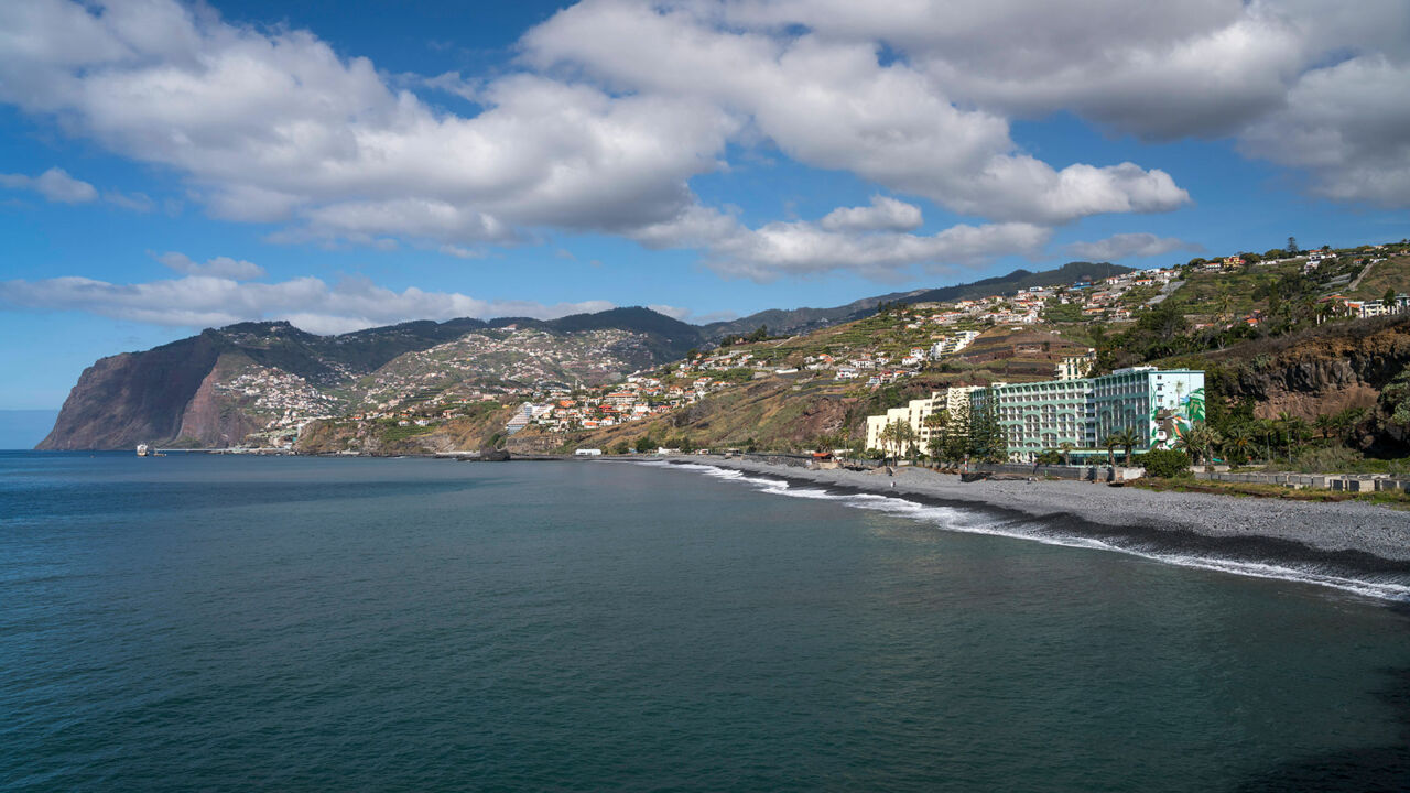 Praia Formosa auf Madeira, Funchals Hauptstadtstrand